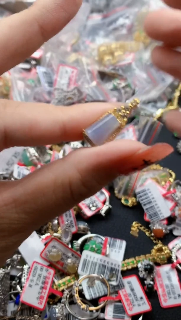 银S925镶嵌戒指翡翠天然A货缅甸翡翠