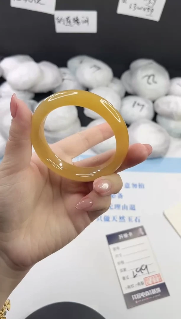 未镶嵌手镯石英质玉多样性发货L99