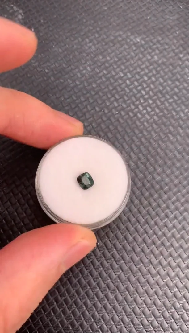 裸石尖晶石天然无烧尖晶石