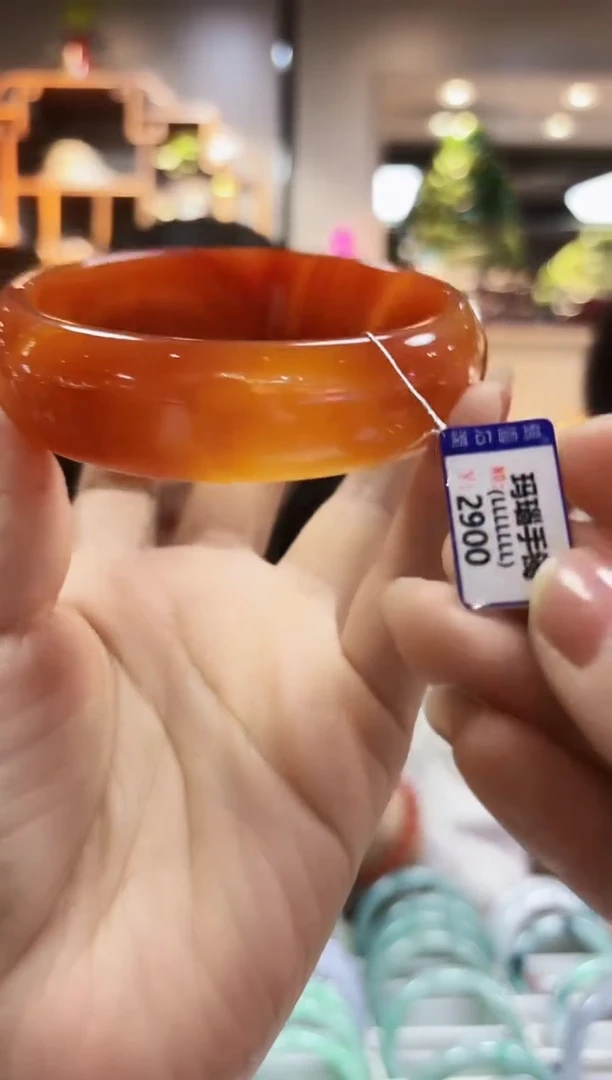 【闪购商品】玛瑙/玉髓75未镶嵌手镯