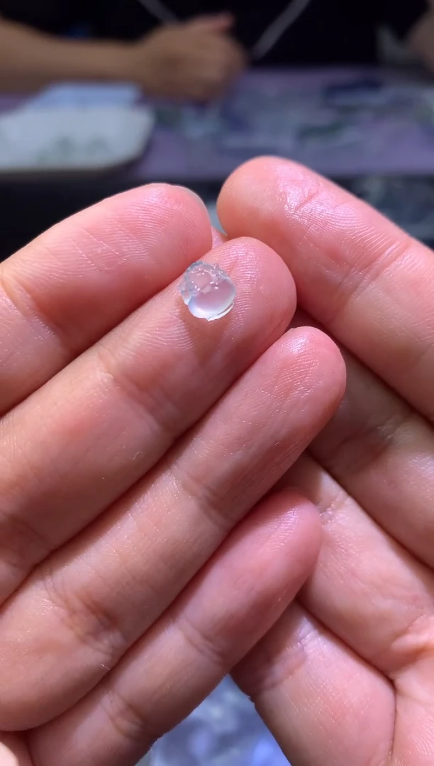 未镶嵌定制翡翠聆****?毛货