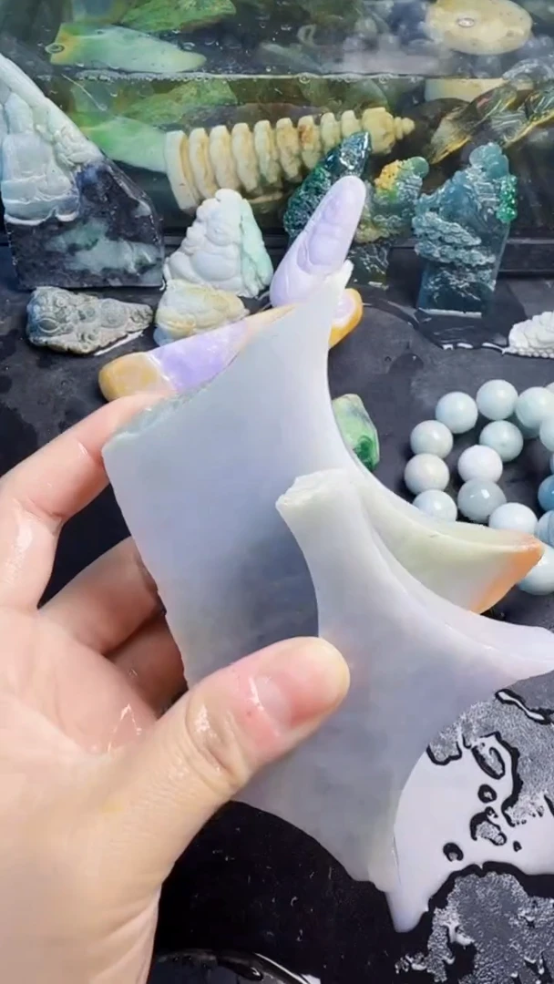 颈饰未镶嵌翡翠天然翡翠060