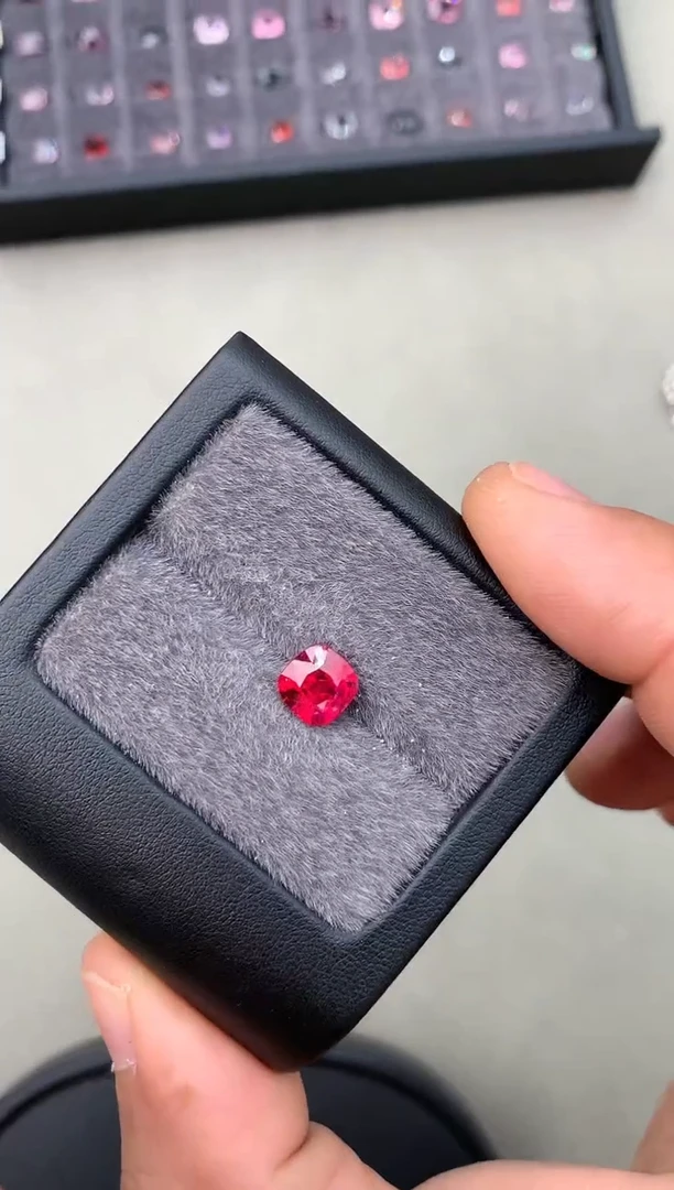 【闪购商品】定制尖晶石裸石未镶嵌2.31ct 吉尔德绝地武士