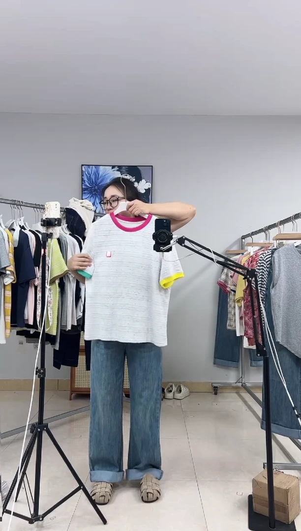 203   彩点领口枚红色  孤品清货