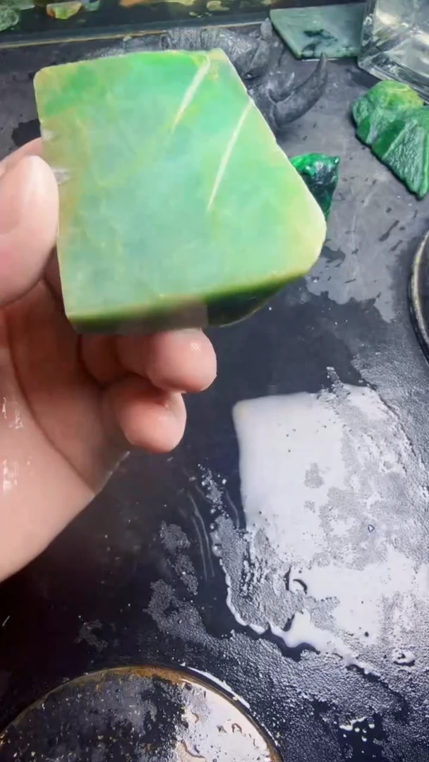 未镶嵌挂件翡翠天然翡翠250