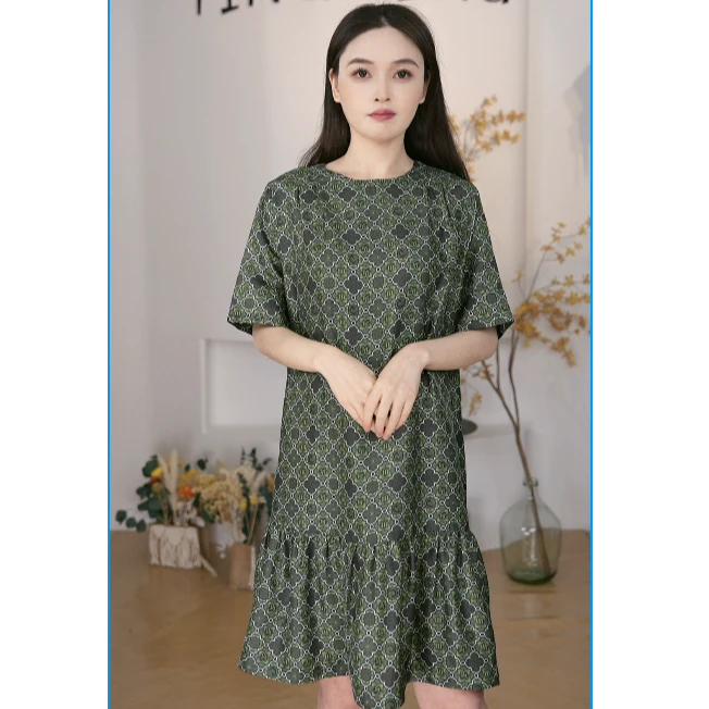 【茉香】新款法式田园感浪漫优雅连衣裙简约自制设计