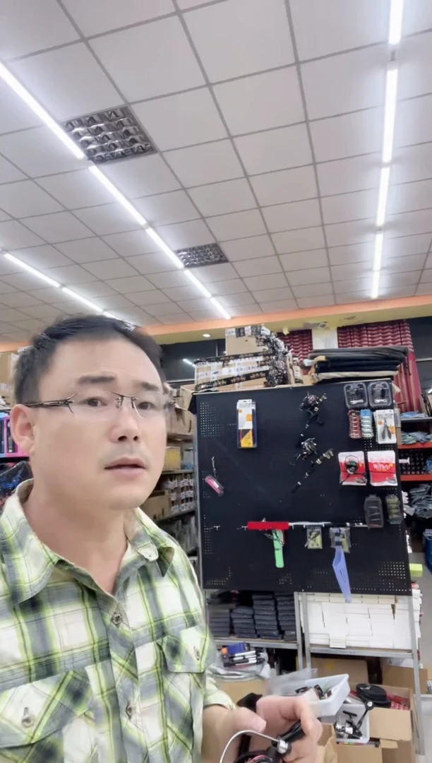 HL左右互换纺车轮4000