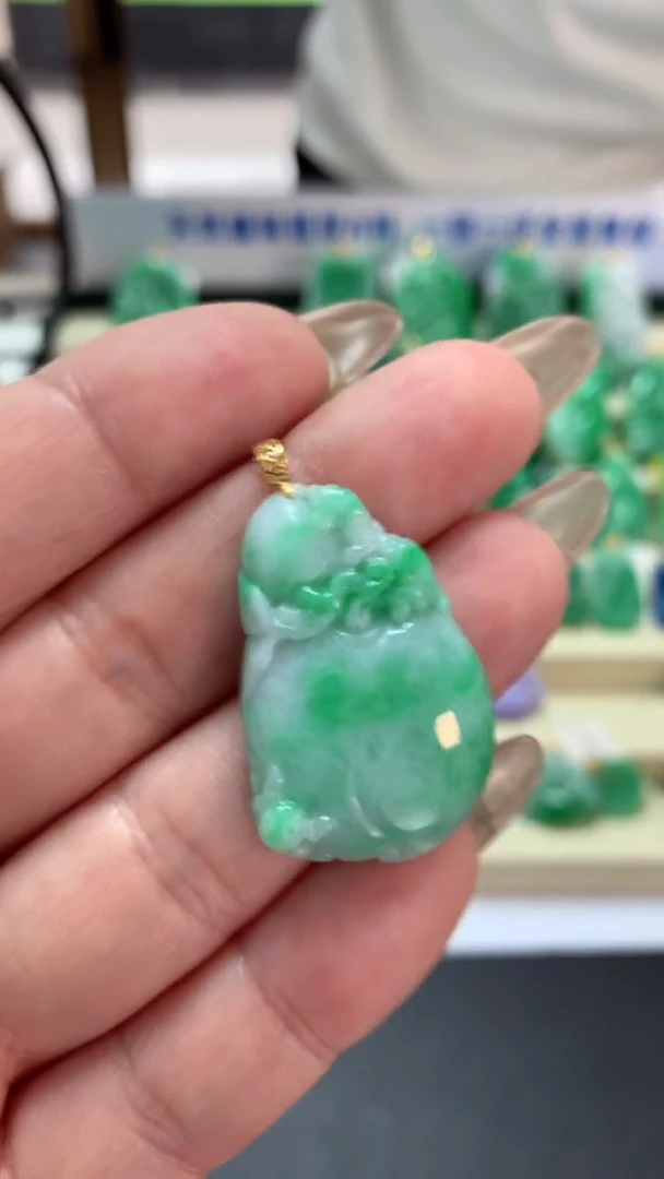 【闪购商品】翡翠吊坠(不含链)18K金镶嵌挂件