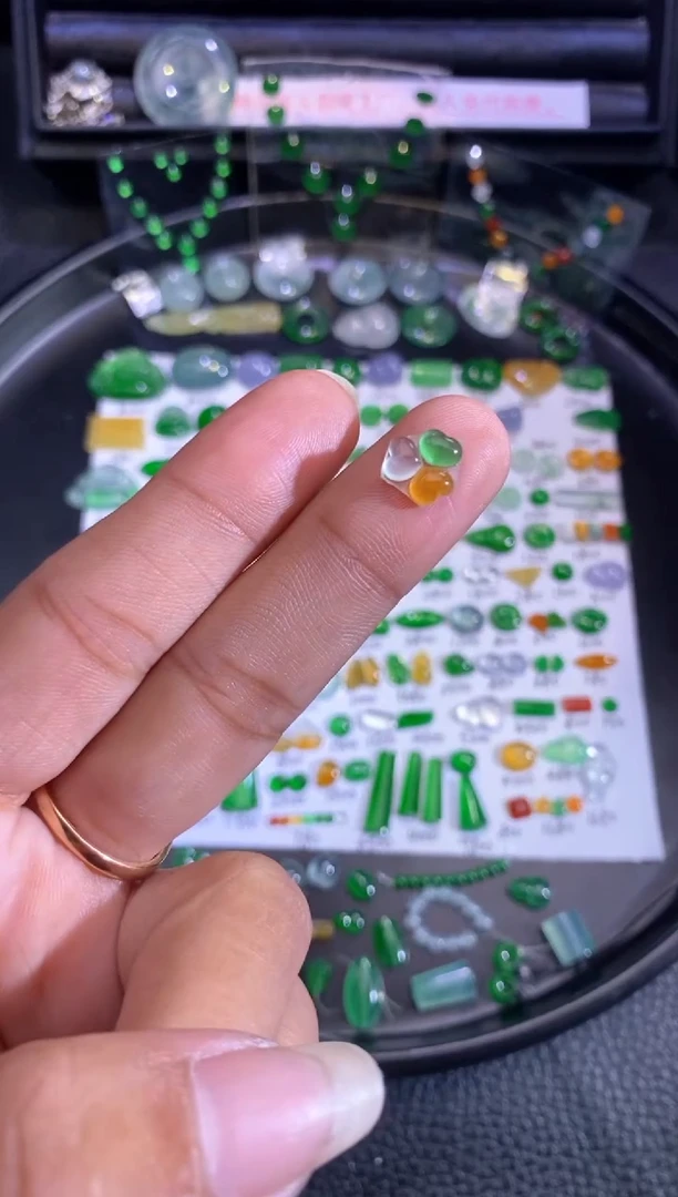 未镶嵌挂件翡翠爱心