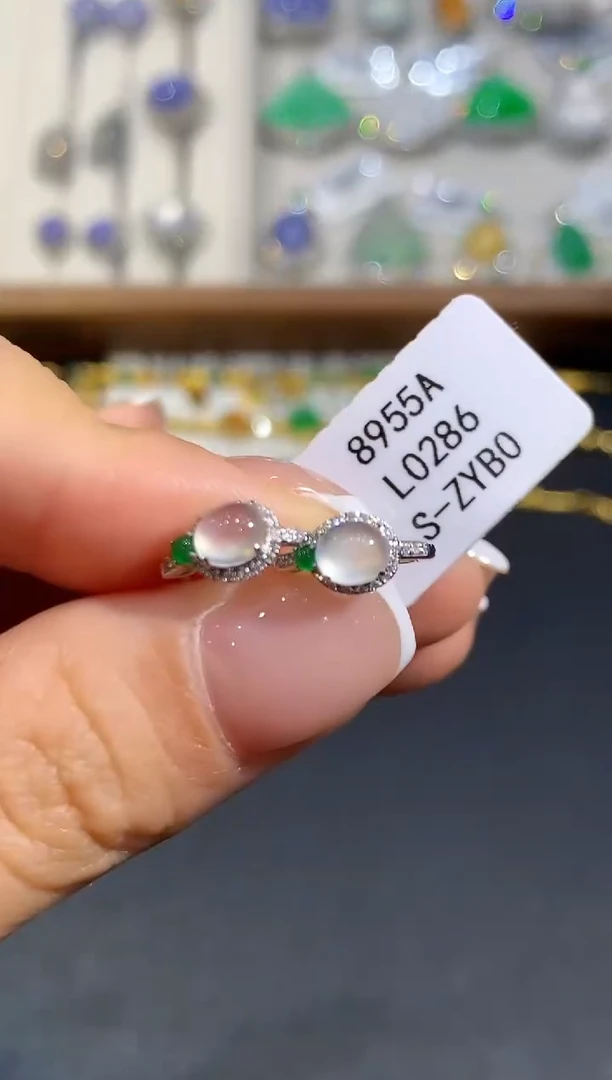 翡翠18K金镶嵌耳饰L0286多样性发其一