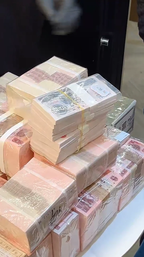 【闪购商品】国评不指定评级-805整刀无4规格