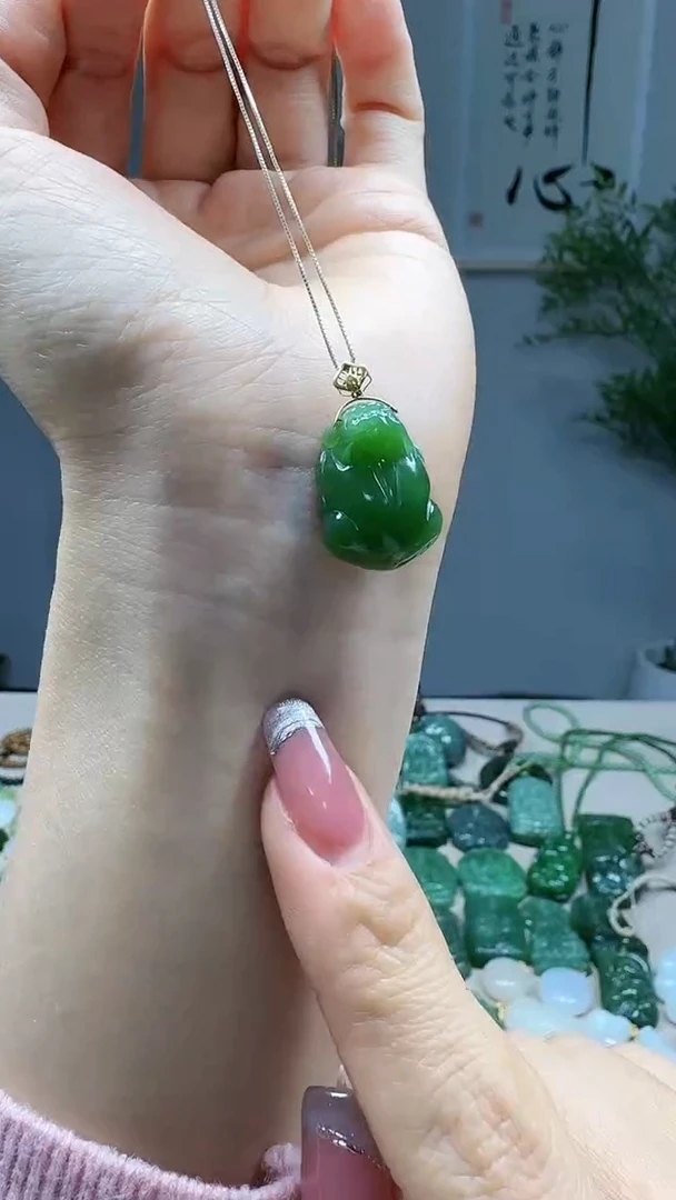 吊坠(不含链)18K金镶嵌和田玉1