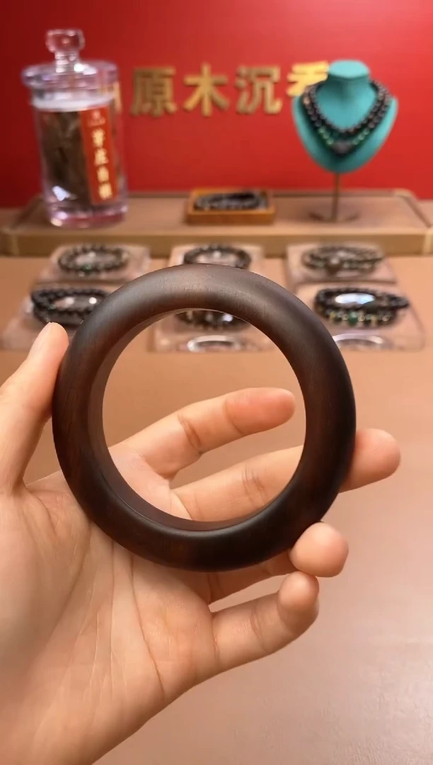 手串沉香木雕刻富森红土玉化手镯XD00550402