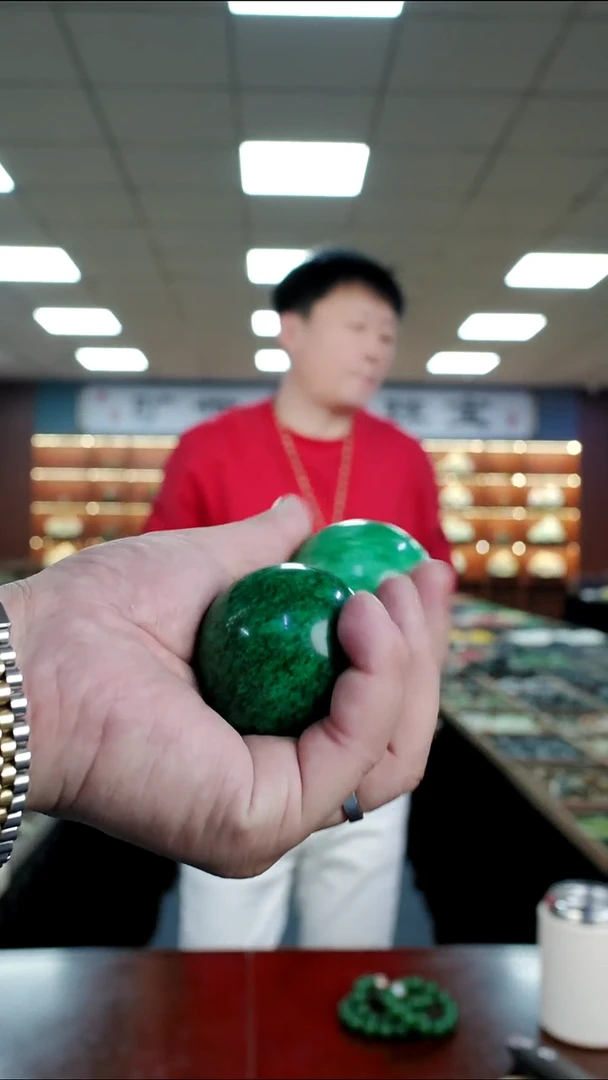 未镶嵌手链翡翠多样是发货随机发一