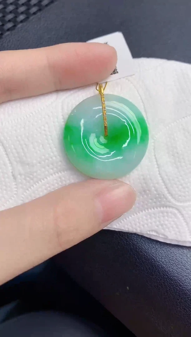 颈饰18K金镶嵌翡翠天然翡翠缅甸A货