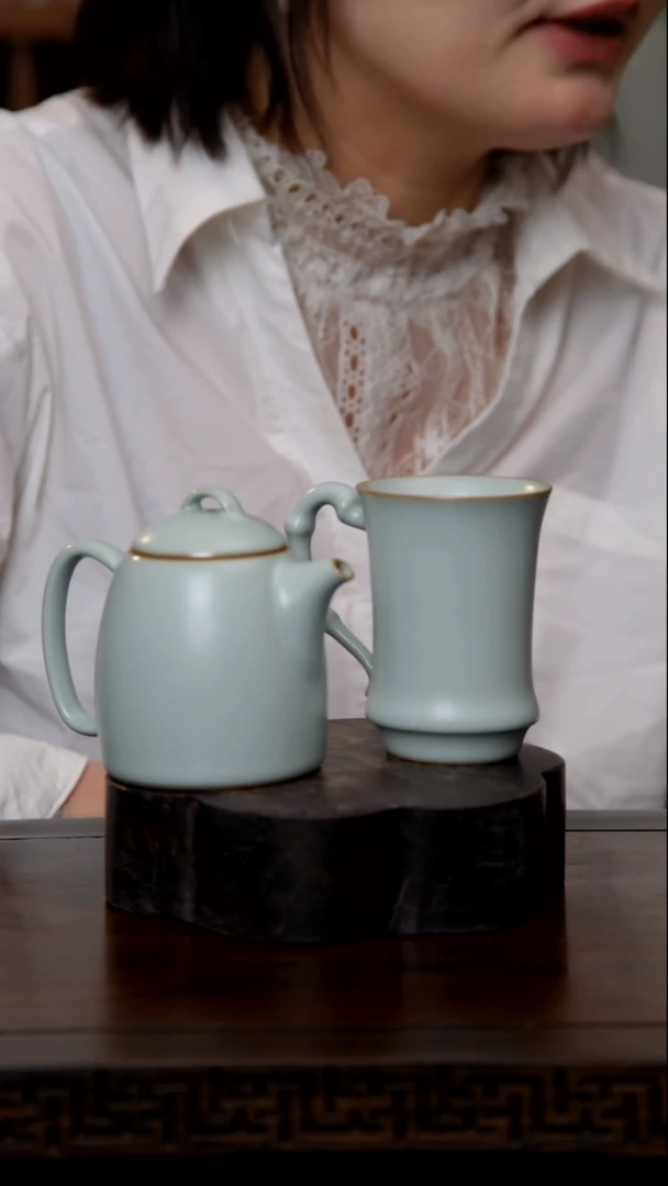 杯牛**蝇拍下联系客服核对