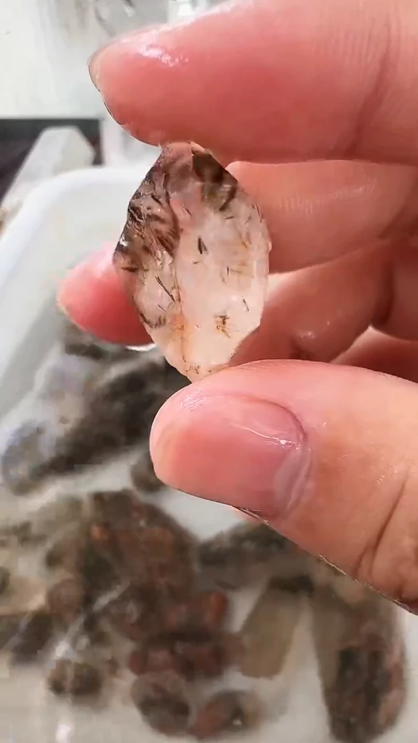 水晶珠宝半成品未镶嵌微*亮光亮，水晶