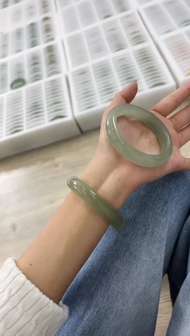 未镶嵌手镯石英质玉59-55D