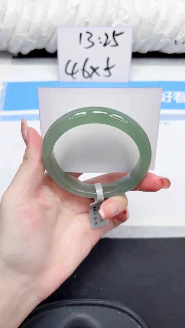 未镶嵌手镯石英质玉6-58