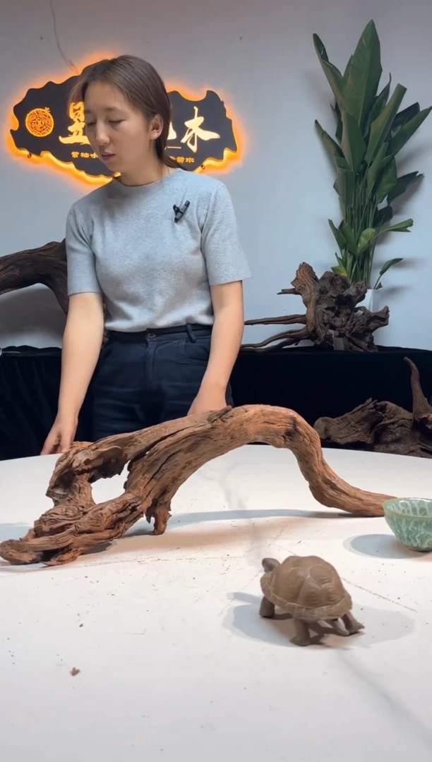 【闪购商品】柚木木雕一物一拍70