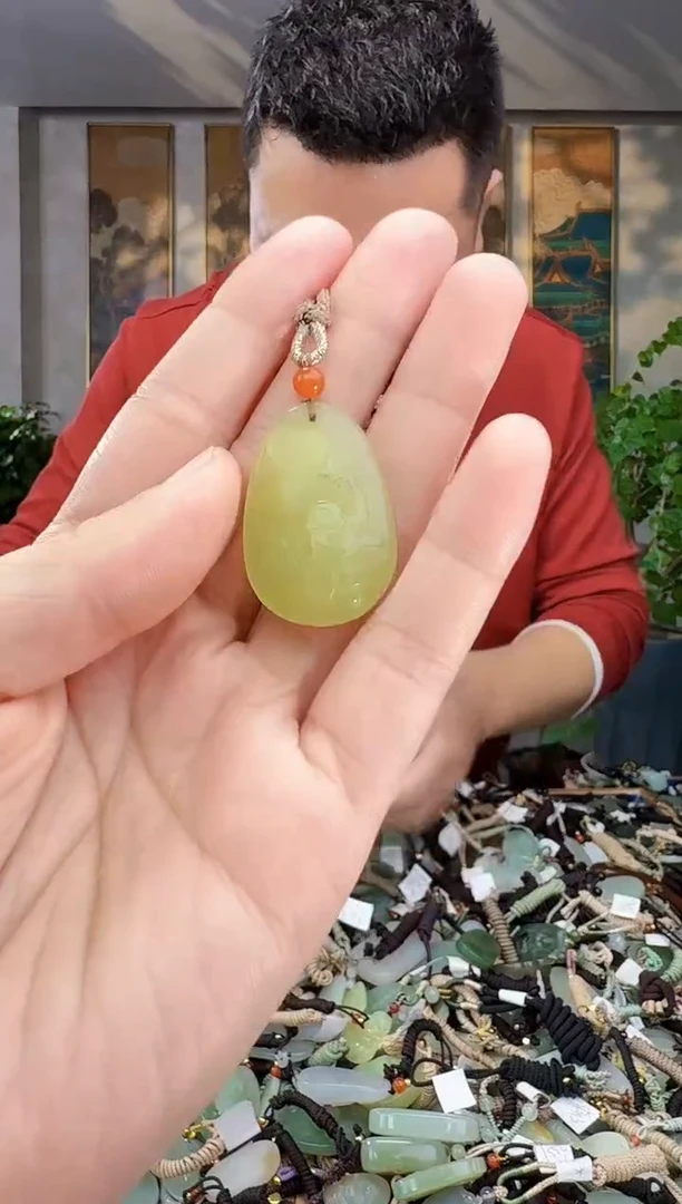 未镶嵌和田玉挂件拍一发一