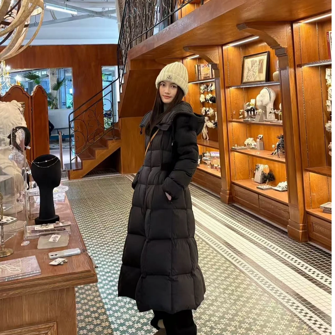 2025冬季在逃公主新款过膝加厚女士羽绒服