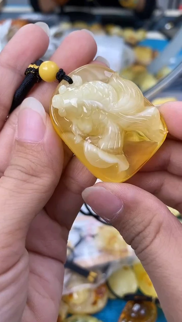 未镶嵌琥珀裸石天然琥珀蜜蜡