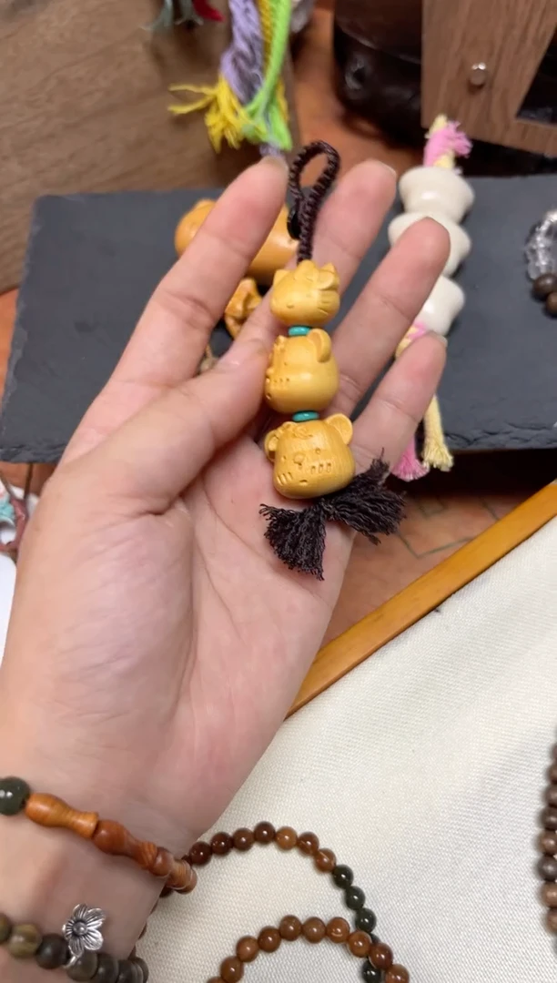 非洲檀香无事牌杰瑞与汤姆