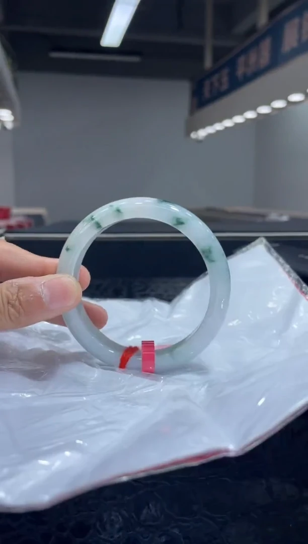 未镶嵌手镯翡翠11