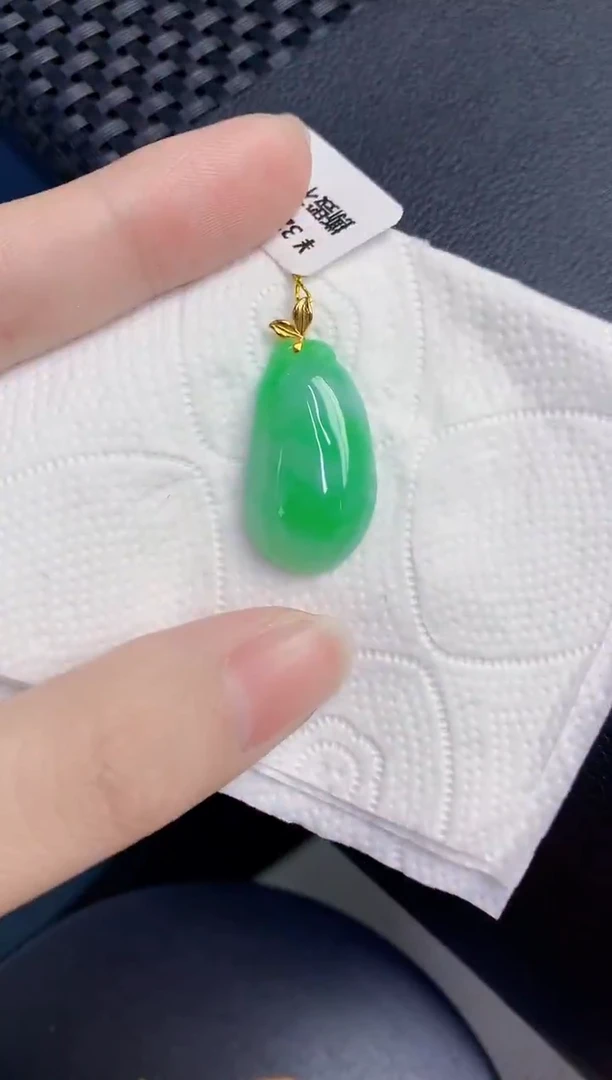 颈饰18K金镶嵌翡翠天然翡翠缅甸A货