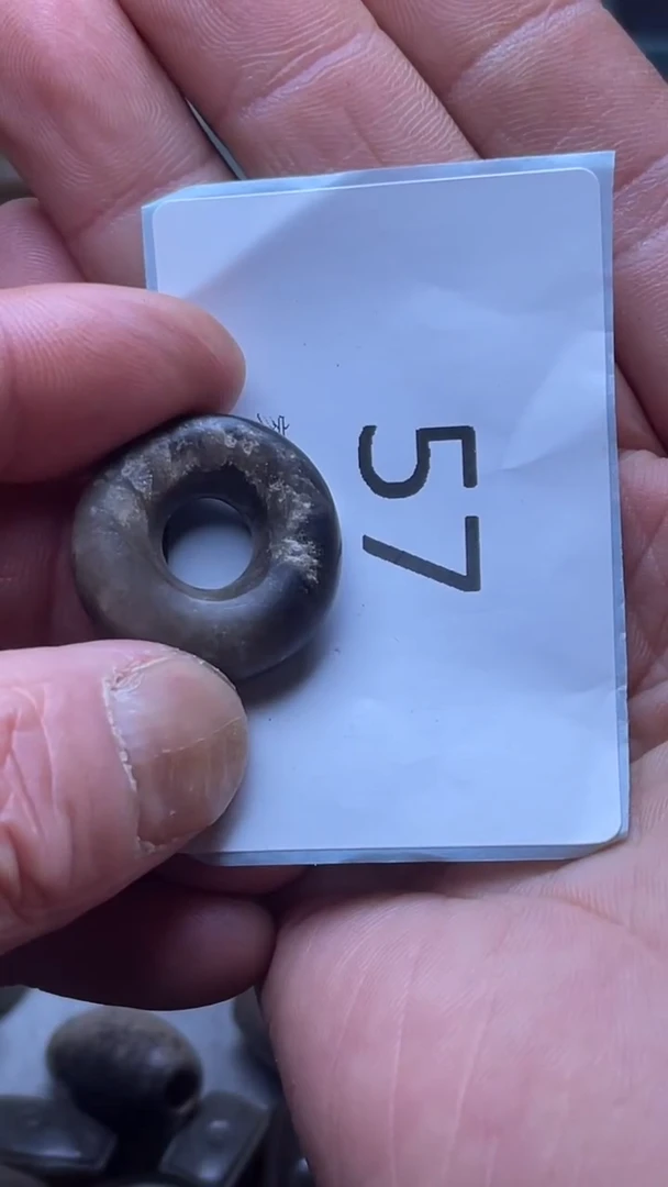 颈饰未镶嵌和田玉.