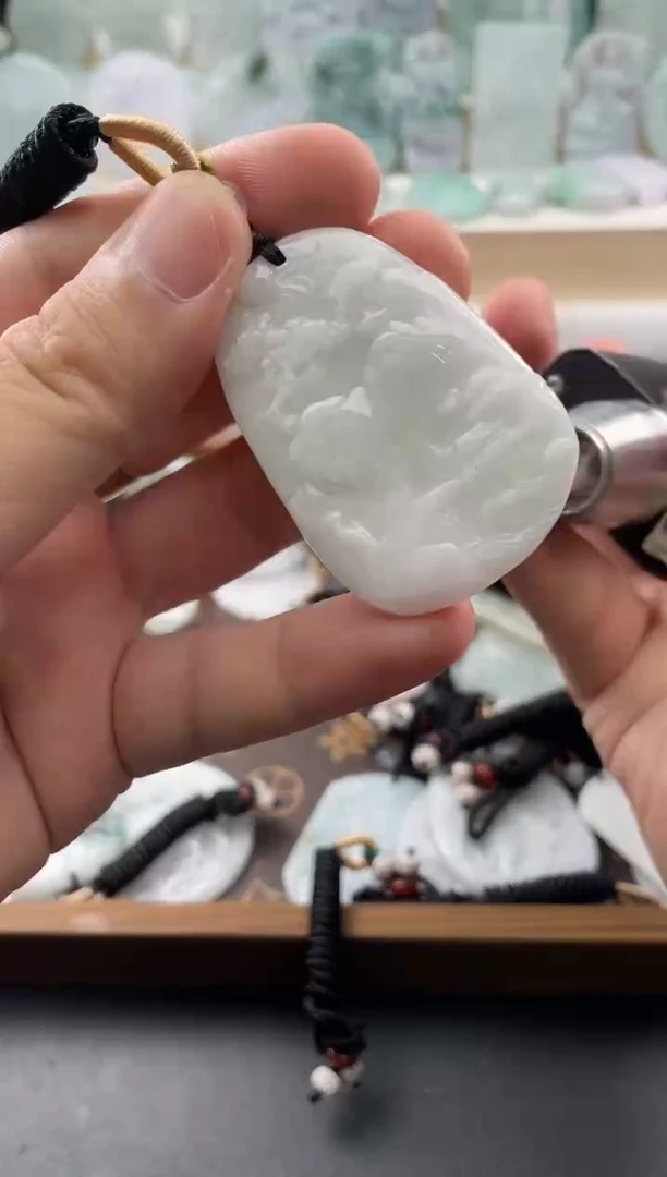 颈饰未镶嵌翡翠....10/10/.36