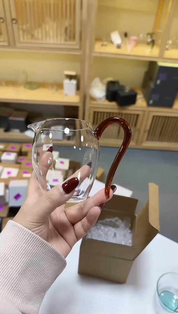 【闪购商品】琥珀色怡然公道杯