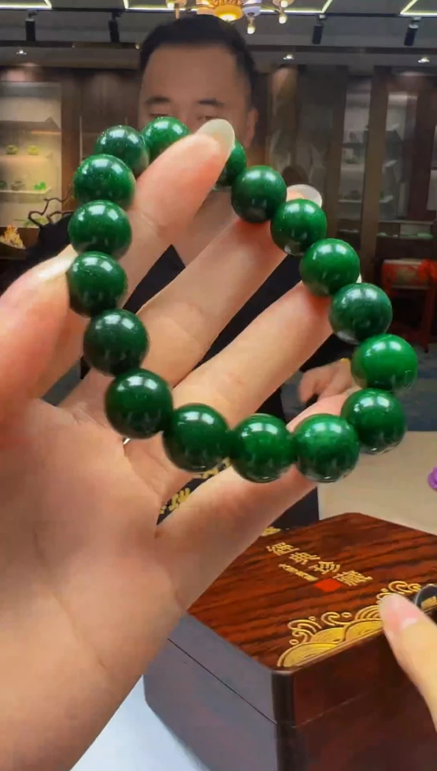 翡翠未镶嵌颈饰DT2025-7-30-11