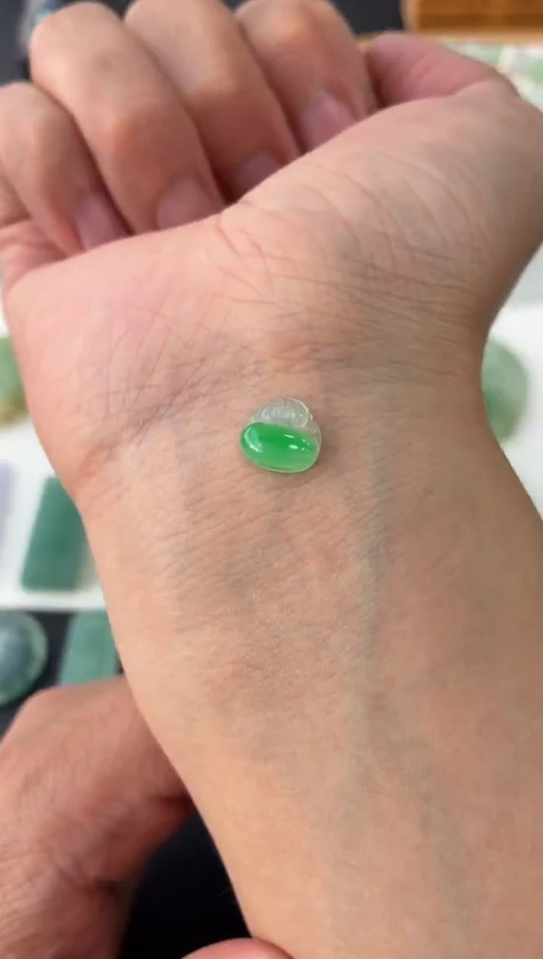 未镶嵌定制翡翠翡翠