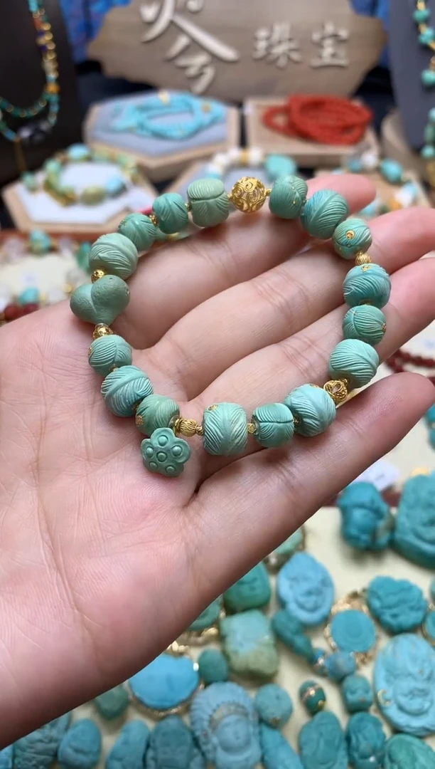 18K金镶嵌绿松石手链高瓷绿松石羽毛扣手串