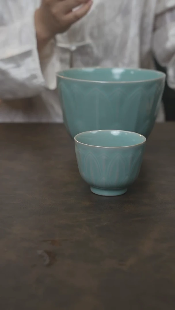 刻划莲瓣深腹杯 汝瓷 （拾汝）（天青）