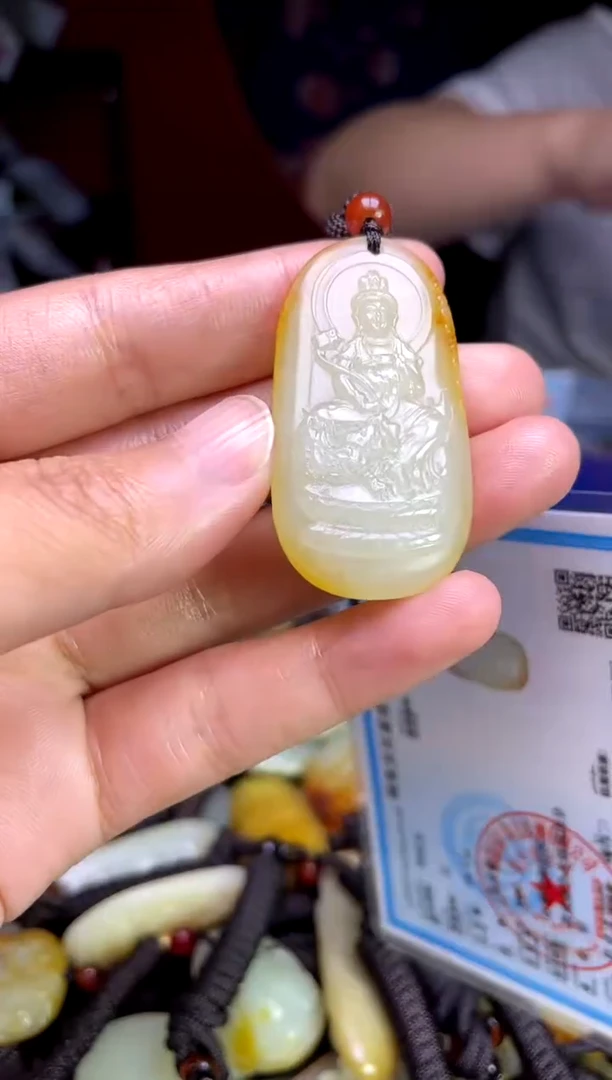 和田玉未镶嵌颈饰1