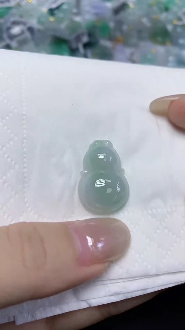 翡翠未镶嵌颈饰天然缅甸翡翠A货