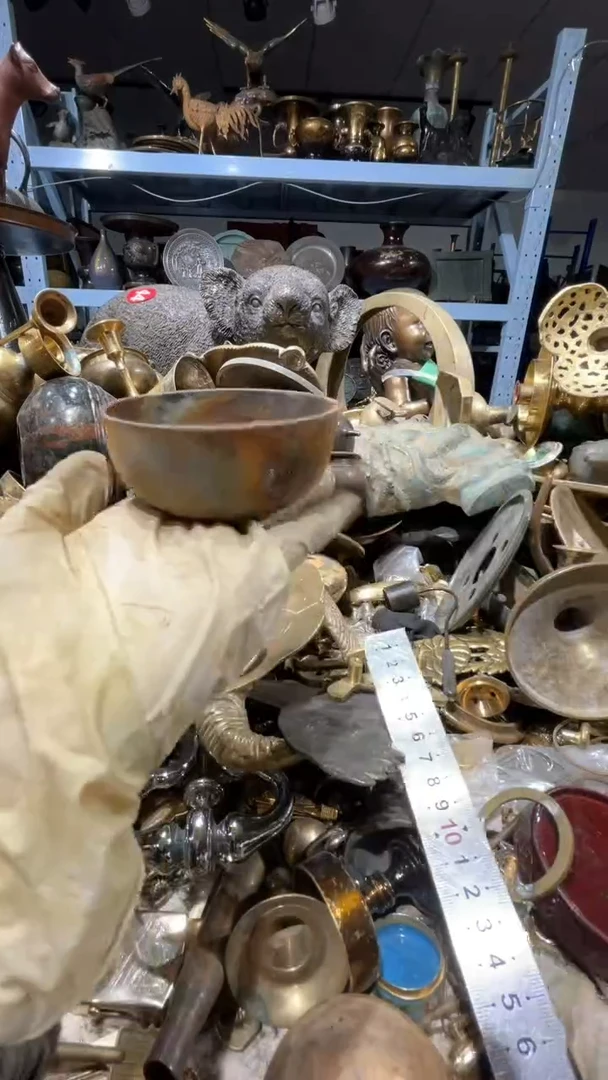 摆件1铜器摆件茶盏