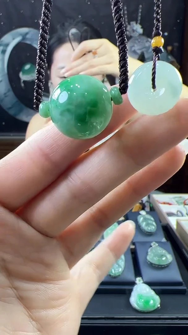 未镶嵌挂件翡翠圆珠套绳 有棉丝