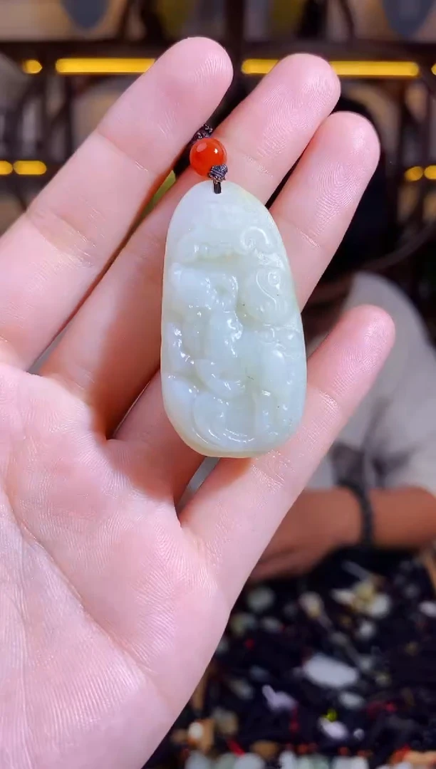 颈饰未镶嵌和田玉1