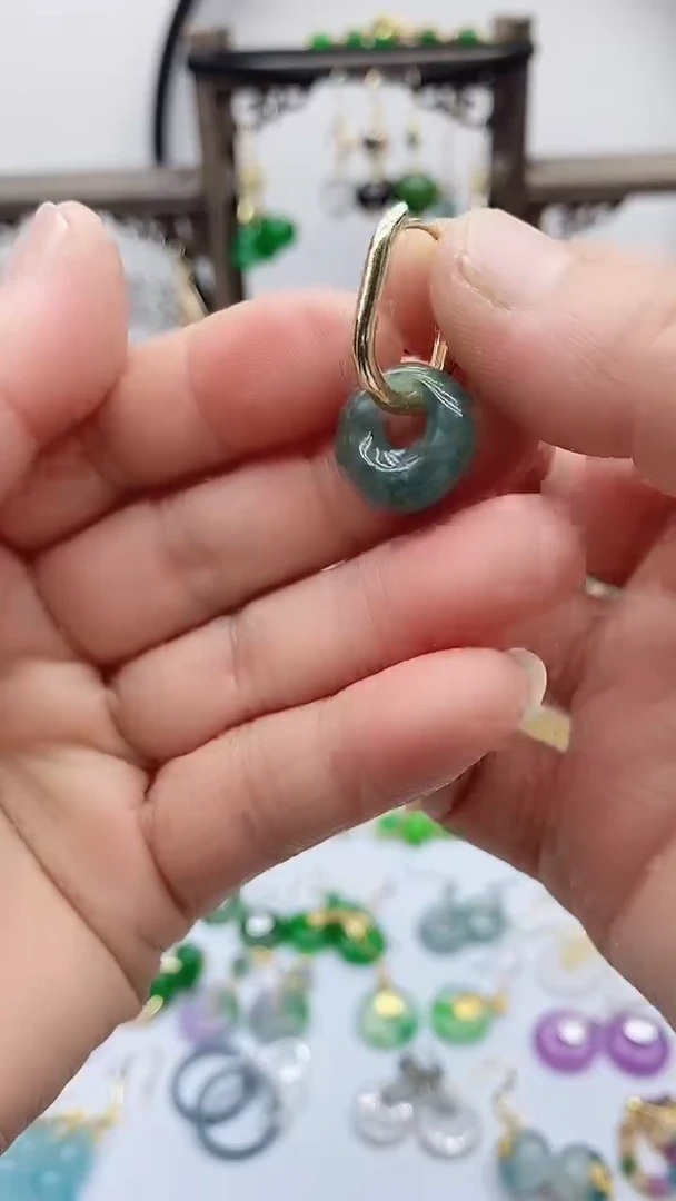 14K金镶嵌翡翠耳饰翡翠439