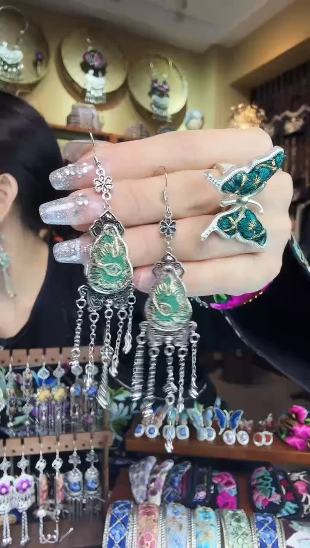 刺绣非遗刺绣民族风耳环