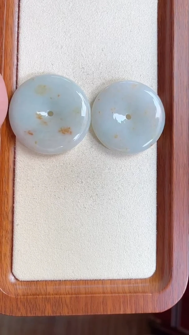 【闪购商品】翡翠颈饰未镶嵌孤品用户942265