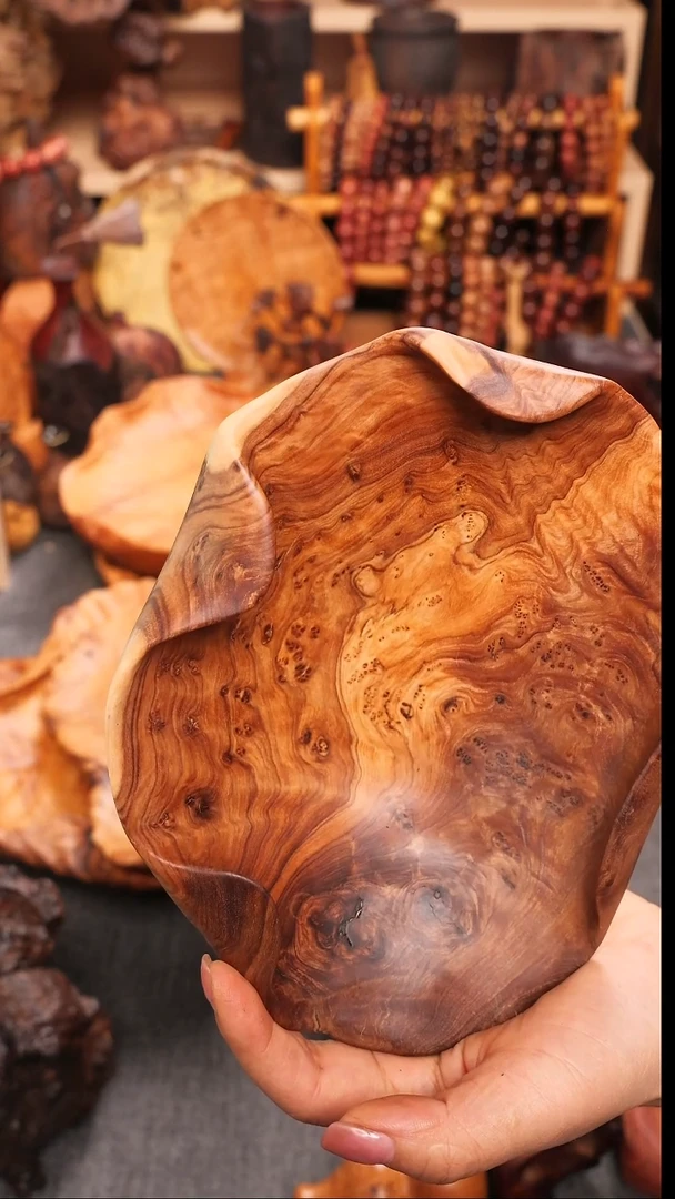 把件非洲紫檀（红花梨）李***超尖叶木樨榄随性盘子