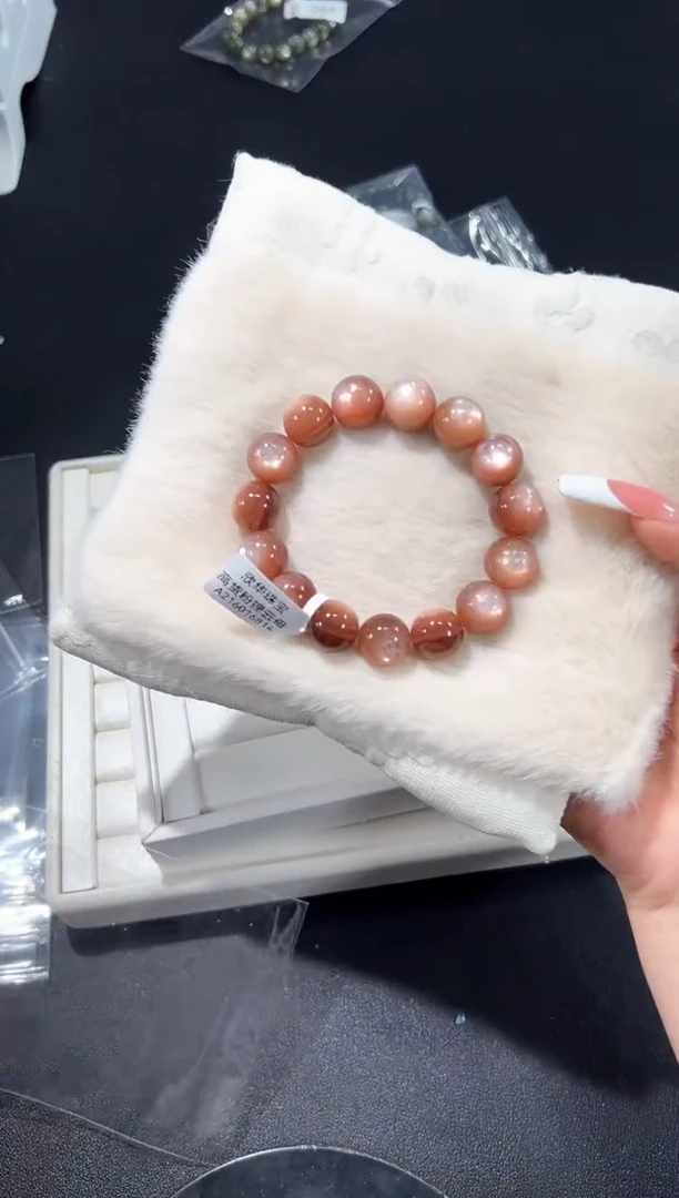 无无82e多样性发其一【1条】默认微瑕