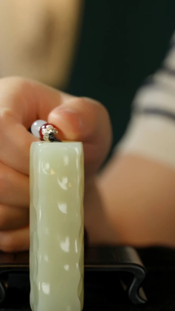 云南石其他竹叶青-奶酪手把件