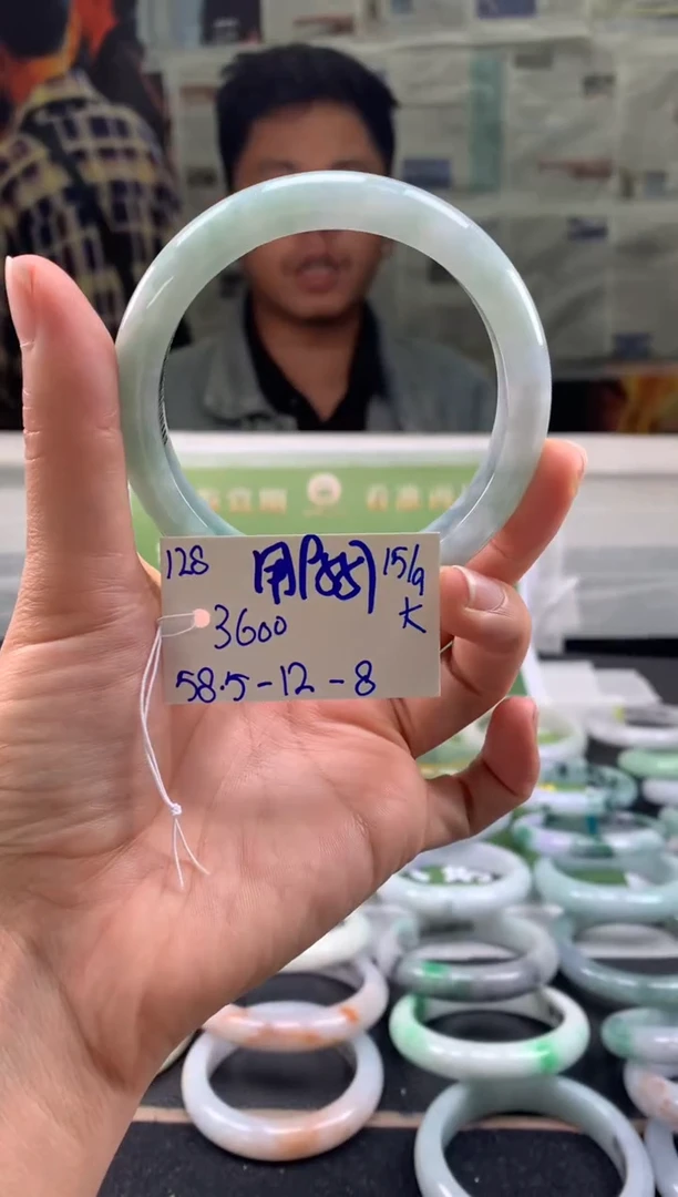 未镶嵌手镯翡翠用****7翡翠手镯 下单联系小耳机#128