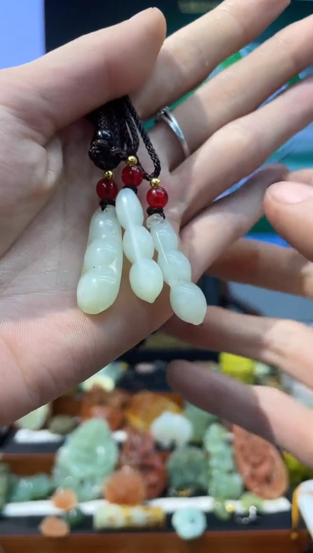 【闪购商品】岫玉吊坠未镶嵌·多样性发货*拍一发一